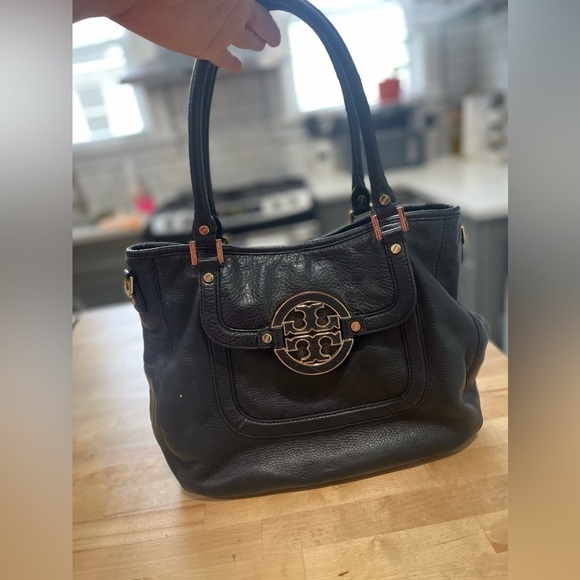 Tory Burch Leather Amanda Classic Hobo - Picture 1 of 15